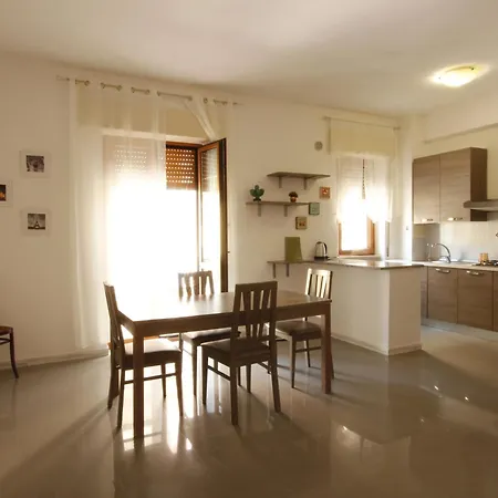 Miniga House 公寓 *